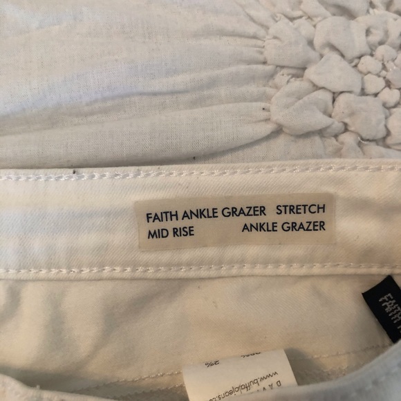 BUFFALO mid rise jeans - Picture 7 of 10